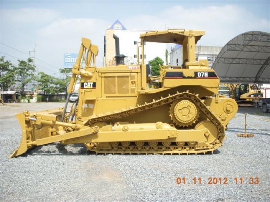 ขายรถแทร็คเตอร์ CAT,D7H II ขายรถแทร็คเตอร์ CAT,D7H II