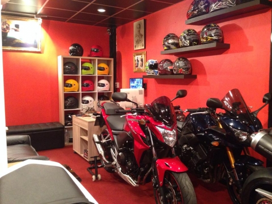 T&amp;T BIKE RAMA2 รับซื้อ/ขาย/แลก/เปลี่ยน/เซอร์วิส/ตกแต่งรถBIGBIKE 250CC-1700CC ตลอด 24 ชั่วโมง