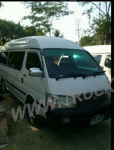 รถตู้ TOYOTA  ปี 2002 พร้อมใช้งาน