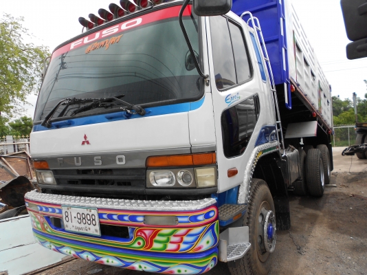 ขายด่วน FUSO ไอ้หลง FN527 TF 3XXX 10ล้อ 2 เพลา(ดั้มโคราช) 10 เกียร์ ฟูลเลอร์ อีตั้น,แอร์พร้อม สภาพดี,ราคากันเอง