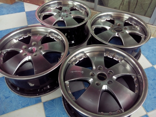 18/5/114.3et45ขอบเลสกว้าง8'ไม่คดไม่ดุ้งไม่มีซ่อม ขายถูก