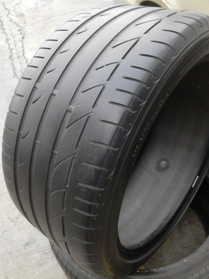 295/35R20 BRIDGESTONE  POTENZA S001   มี 2 เส้น TEL.081-427-3941