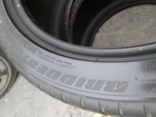 295/35R20 BRIDGESTONE  POTENZA S001   มี 2 เส้น TEL.081-427-3941