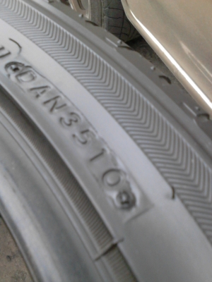 295/35R20 BRIDGESTONE  POTENZA S001   มี 2 เส้น TEL.081-427-3941