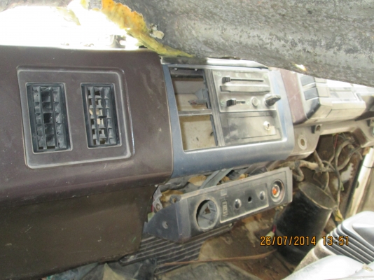 -49,000บ-หัวเก๋ง.ร๊อคกี้.ตามสภาพ.เก็บงานนิด.ทำสีหน่อย.OK-ของครบ.ราคา49.000.. -49,000บ-หัวเก๋ง.ร๊อคกี้.ตามสภาพ.เก็บงานนิด.ทำสีหน่อย.OK-ของครบ.ราคา49.000..