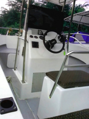 ขายถูก!!! เพื่อนฝรั่งฝากขายเรือใหม่ 15.6 ฟุต พร้อมเครื่อง YAMAHA 50 เเรง มีทริม( ไฟฟ้า )