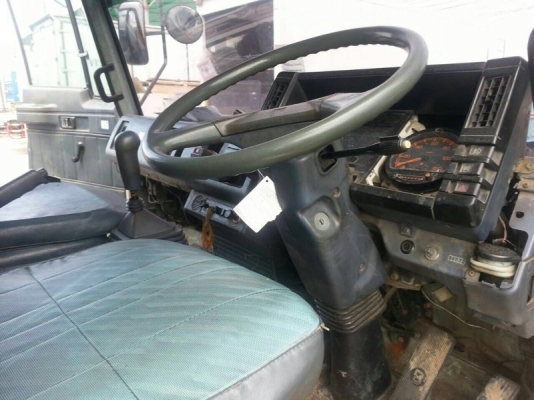 รถอีซูซุ 6 ล้อ ตู้แห้ง FTR32 / 195 แรงม้า. ปี 39 สนใจติดต่อ 081 - 6079515 รถอีซูซุ 6 ล้อ ตู้แห้ง FTR32 / 195 แรงม้า. ปี 39 สนใจติดต่อ 081 - 6079515