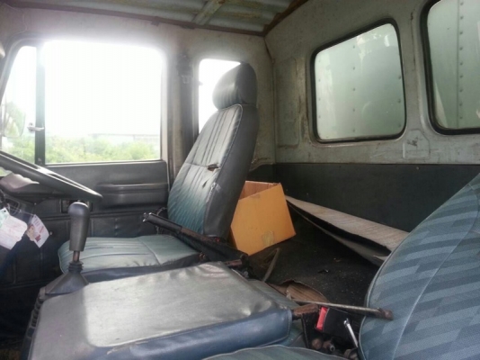 รถอีซูซุ 6 ล้อ ตู้แห้ง FTR32 / 195 แรงม้า. ปี 39 สนใจติดต่อ 081 - 6079515 รถอีซูซุ 6 ล้อ ตู้แห้ง FTR32 / 195 แรงม้า. ปี 39 สนใจติดต่อ 081 - 6079515