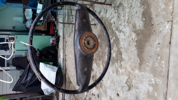 พวงมาลัย ดัสสัน พวงมาลัย ดัสสัน