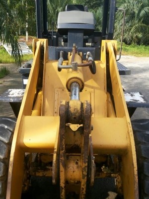 ขายรถตัก 616B. สนใจติดต่อ 081 - 6079515 ขายรถตัก 616B. สนใจติดต่อ 081 - 6079515