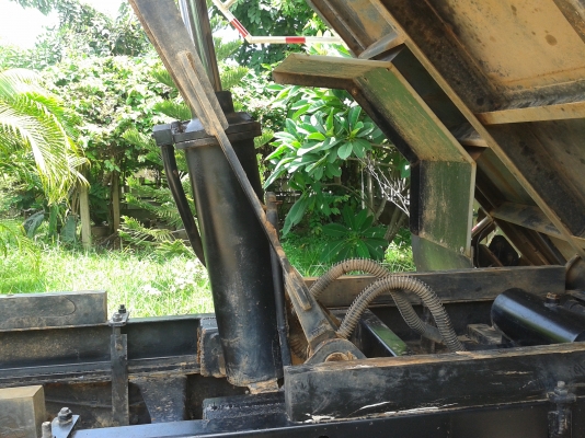 ดั๊มประกอบ 6 ล้อ 6HE1-8504xx 195 เทอร์โบ หัวเดกก้านอก 850,000 บาท ดั๊มประกอบ 6 ล้อ 6HE1-8504xx 195 เทอร์โบ หัวเดกก้านอก 850,000 บาท