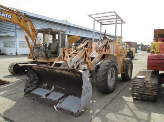 ขายรถตักล้อยาง TOYOTA SDT 30