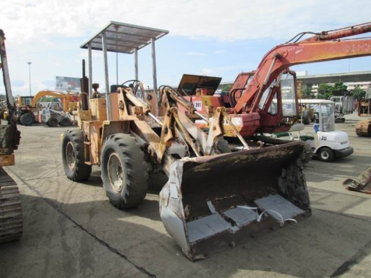 ขายรถตักล้อยาง TOYOTA SDT 30