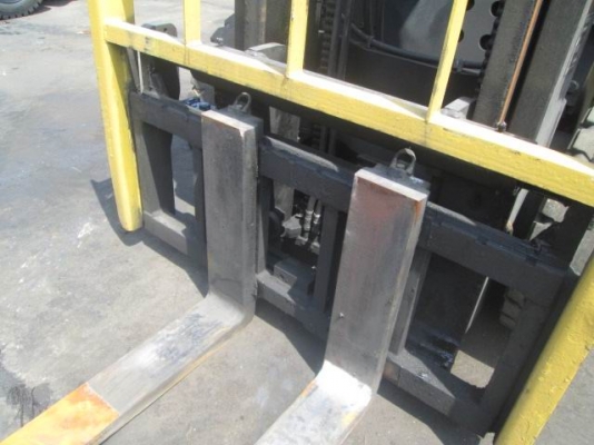 ขายรถ FORK LIFT  เบนซิน  ยี่ห้อ  TCM รุ่น : FG20N4 เสาสูง 3 เมตร