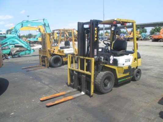 ขายรถ FORK LIFT  เบนซิน  ยี่ห้อ  TCM รุ่น : FG20N4 เสาสูง 3 เมตร