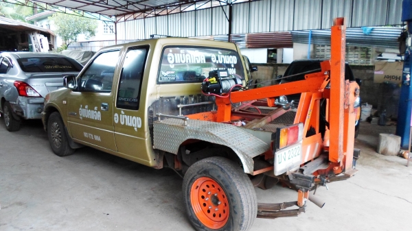 ขายรถยกอีซูสุ วินไฟฟ้า พร้อมชอนล้อ239000 ขายรถยกอีซูสุ วินไฟฟ้า พร้อมชอนล้อ239000