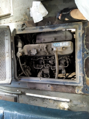 ขาย ## 75,000##รถบัสหกล้อ Toyota BU เครื่อง 13 B ตามสภาพ ถูกๆ