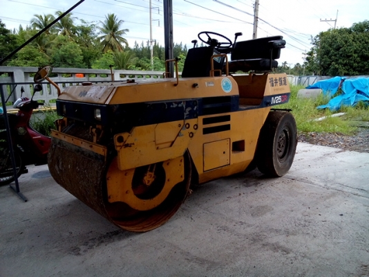 รถบดสั่นสะเทือน  KOMATSU  JV25CR