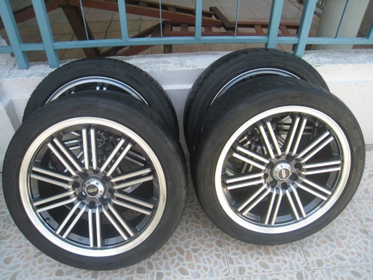 ขายล้อแม็ก 17"x7" et42 4/100,114 + ยางปี 10 (081-3747940)