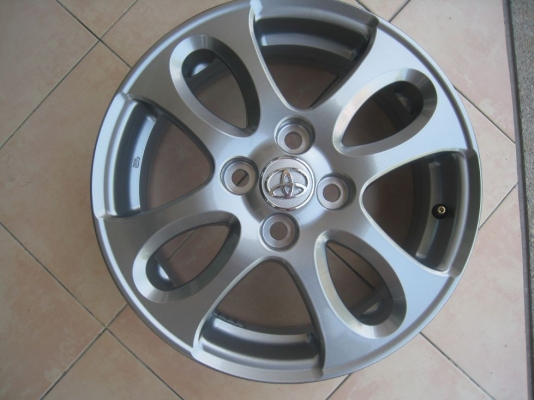 ขายล้อแม็กเดิม TOYOTA VIOS ขอบ 15"x5.5" et 45 4รู100 +ยางปี 10,11(081-3747940)