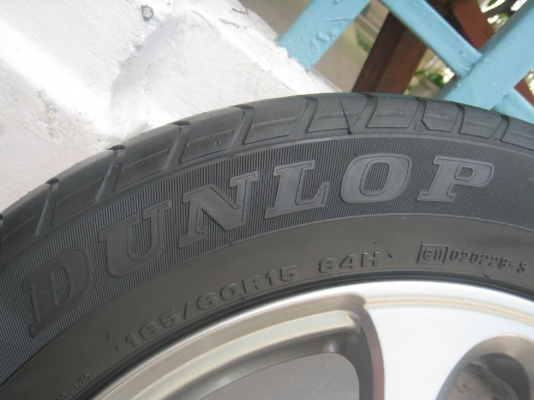 ขายล้อแม็กเดิม TOYOTA VIOS ขอบ 15"x5.5" et 45 4รู100 +ยางปี 10,11(081-3747940)