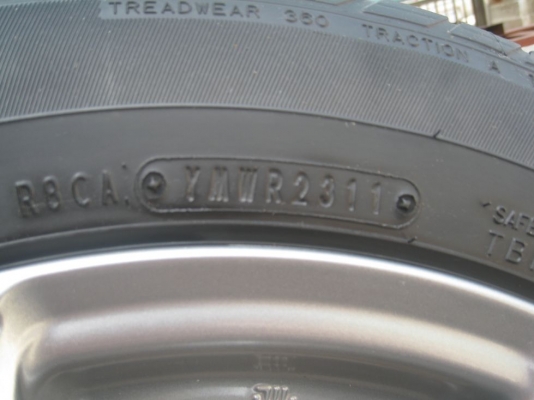 ขายล้อแม็กเดิม TOYOTA VIOS ขอบ 15"x5.5" et 45 4รู100 +ยางปี 10,11(081-3747940)