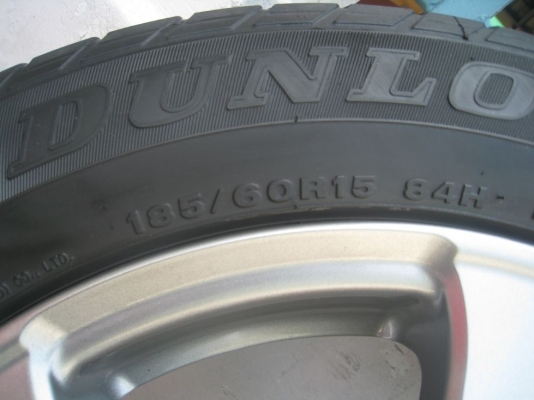 ขายล้อแม็กเดิม TOYOTA VIOS ขอบ 15"x5.5" et 45 4รู100 +ยางปี 10,11(081-3747940)