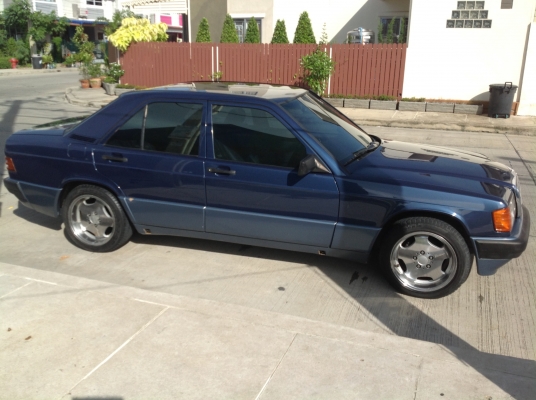 ขาย BENZ E-190E 135,000 บาท