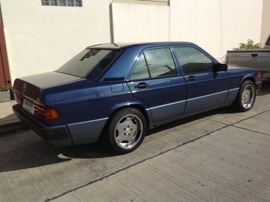 ขาย BENZ E-190E 135,000 บาท