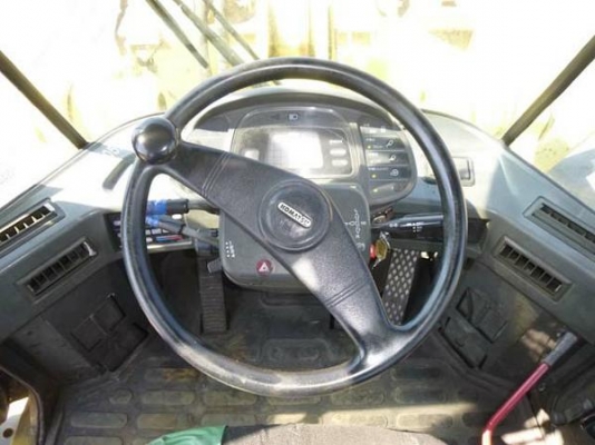 รถตักล้อยาง WA400-3E รถนอก ไม่เคยใช้งานในไทย  โทร.081-373-0559