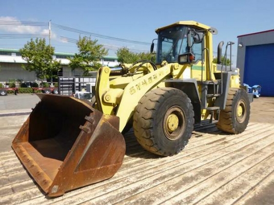 รถตักล้อยาง WA400-3E รถนอก ไม่เคยใช้งานในไทย  โทร.081-373-0559