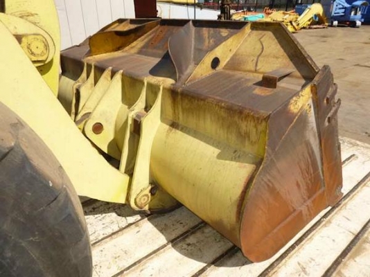 รถตักล้อยาง WA400-3E รถนอก ไม่เคยใช้งานในไทย  โทร.081-373-0559