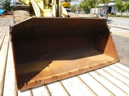 รถตักล้อยาง WA400-3E รถนอก ไม่เคยใช้งานในไทย  โทร.081-373-0559