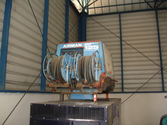 ปั้มลม AIRMAN นำเข้าจากญี่ปุ่น มีหลายตัวให้เลือกครับ ไม่แพง