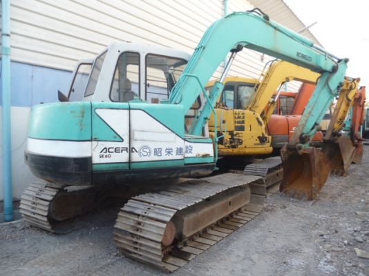 ขายด่วน รถแบคโฮ KOBELCO SK60-1 สภาพพร้อมใช้งาน มีแอร์ สนใจคลิกดูภาพได้และรายละเอียดได้เลยค่ะ