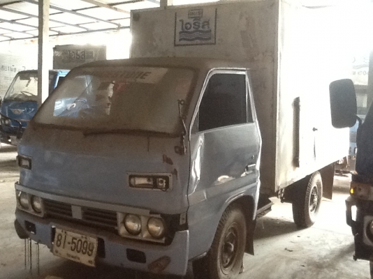 ขายรถบรรทุก 4 ล้อ Isuzu