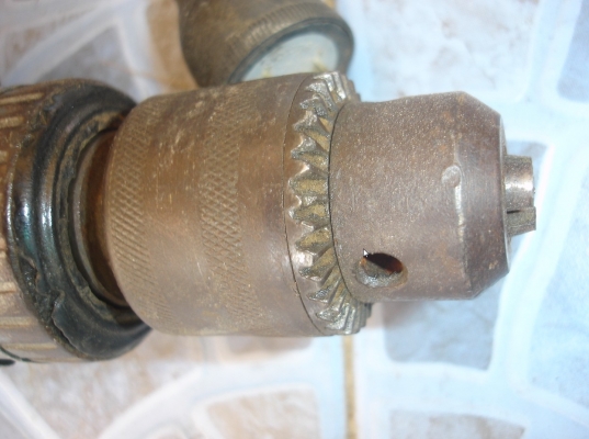 ขายสว่านกระแทกเสื้ออลูมิเนียม HITACHI รุ่นV14