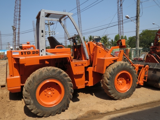 รถตักล้อยาง Toyota STD20 รถนอก สีใหม่ รถตักล้อยาง Toyota STD20 รถนอก สีใหม่