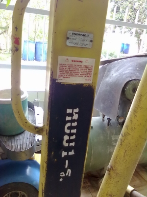 ฮ้อยยกเครื่อง ยี่ห้อ ENERPAC