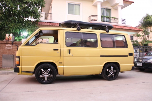 ขายล้อขอบ18 กว้าง 7.5 5รู120 ใส่บีเอ็ม เชฟรุ่นเก่า ของใหม่ ชุดละ9000฿