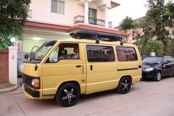 ขายล้อขอบ18 กว้าง 7.5 5รู120 ใส่บีเอ็ม เชฟรุ่นเก่า ของใหม่ ชุดละ9000฿