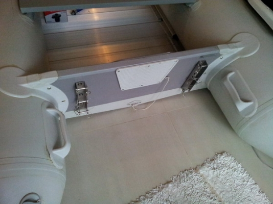 ขายเรือยาง seamor marine ขนาด 320 พร้อมอุปกรณ์