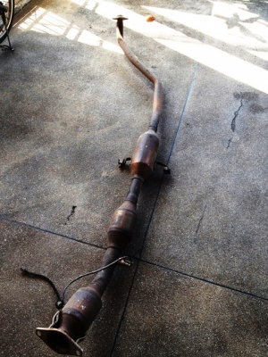 ท่อไอเสีย New Altis พร้อมเซ็นเซอร์