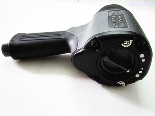 ---ขายบล็อกลมคุณภาพดีระดับ Professional ยี่ห้อ NAPA รุ่น 6-1073 ขนาด 1/2 นิ้ว