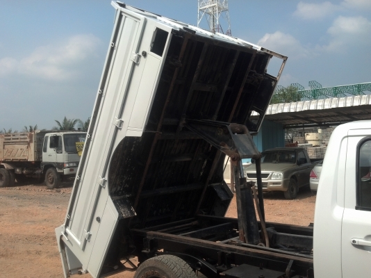 ขายรถกระบะดัมพ์ 4 ล้อ ทาทาไจแอนท์ เครื่องคอมมอนเรล 2.2L 140แรงม้า