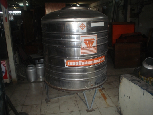 ถังน้ำแสตนเลสหนาเยอรมันแท้สภาพ100\%ขายถูก5500บาท