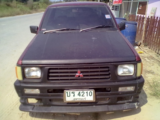 ขออณุญาติขาย Mitsubishi L200 แคบ สีแดง ขายดาวน์ 70,000 ผ่อนเดือนละ 1,700 บาท หรือซื้อสด 120,000 บาท ต่อรองได้ ดูรถได้ที่ จ.สุพรรณบุรี 084-8843080 ครับ