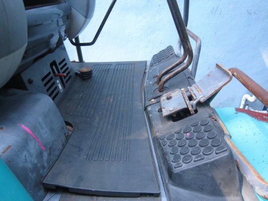 ขาย รถขุดเล็ก KOMATSU รุ่น PC30-7- แทร็กเหล็ก มือสองญี่ปุ่น