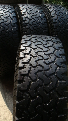 ขายยาง BF Goodrich Allterrain 285 75 r16 ปี 09