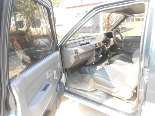 รถแวน อีซูซุ คามิโอ้ ปี 94 สภาพดี เครื่องเดิมประหยัดน้ำมัน